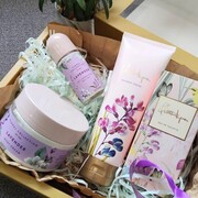M&S Floral Pamper Gift Set